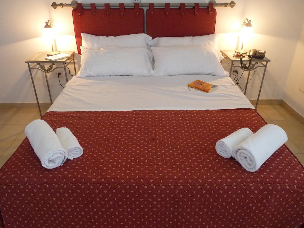 Hotel Quelu Leufu Río Colorado Værelse billede